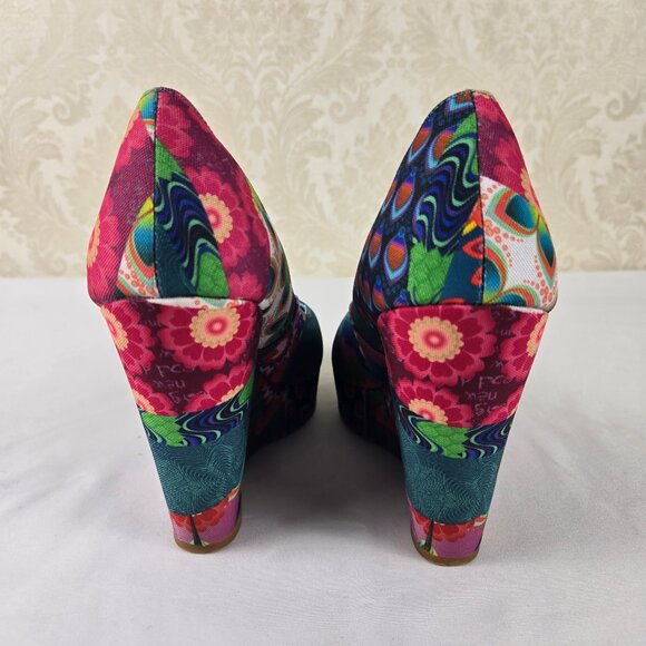 Desigual Size 38 (US 7.5-8) Multicolor Printed Fabric Wedge Heel Round Toe - Picture 3 of 15